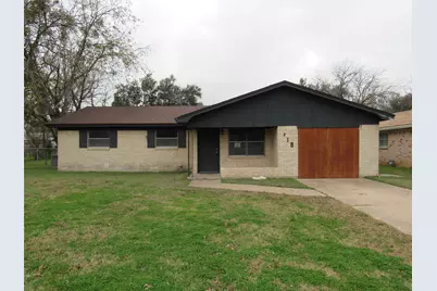 218 Virginia Drive, Lacy Lakeview, TX 76705 - Photo 1