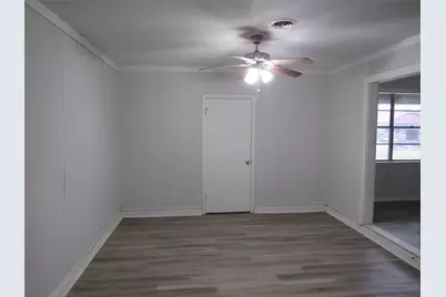 218 Virginia Drive, Lacy Lakeview, TX 76705 - Photo 4