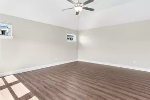 12261 Hesse Dr, Farmers Branch, TX 75234 - Photo 18