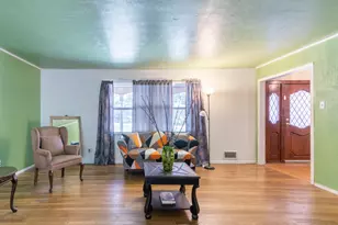 1208 Cedarbrook Trail, Lancaster, TX 75146 - Photo 6