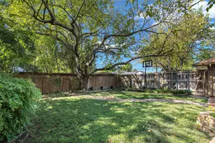 3206 Catamore Ln, Dallas, TX 75229 - Photo 24