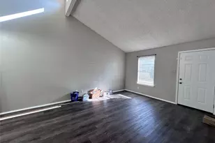 1110-B Lynn St, Weatherford, TX 76086 - Photo 2