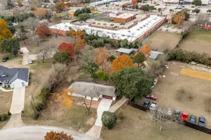 713 Hilltop Cir, DeSoto, TX 75115 - Photo 30