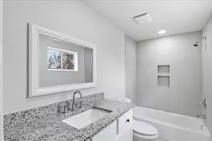 404 S Murray St, McKinney, TX 75069 - Photo 12