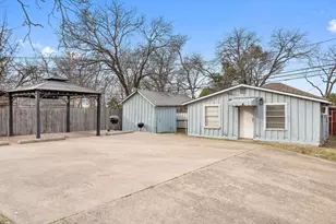 2703 Gladstone Dr, Dallas, TX 75211 - Photo 24