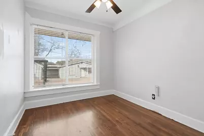 2703 Gladstone Drive, Dallas, TX 75211 - Photo 18