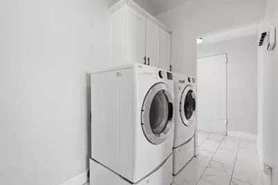 2703 Gladstone Drive, Dallas, TX 75211 - Photo 14