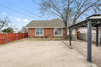 2703 Gladstone Drive, Dallas, TX 75211 - Photo 22