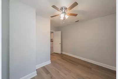 2141 S Jennings Avenue, Fort Worth, TX 76110 - Photo 28