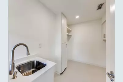 2100 Woodburn Corner, Plano, TX 75075 - Photo 12