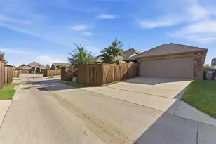 2309 Pyrite Dr, Little Elm, TX 76227 - Photo 34