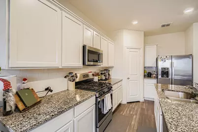 806 Sitwell Drive, Fate, TX 75087 - Photo 6