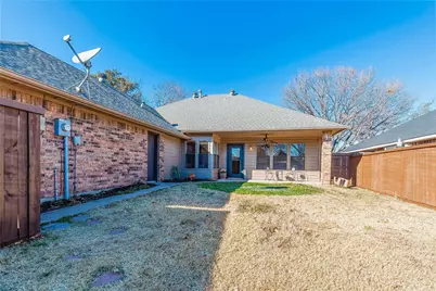 2036 Lavaca Trail, Carrollton, TX 75010 - Photo 34