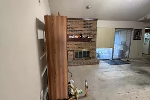 2008 Gardanne Ln, Carrollton, TX 75007 - Photo 4