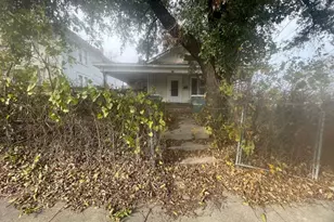 205 N Waco St, Hillsboro, TX 76645 - Photo 2