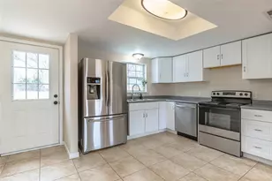 525 Pettit Dr, Newark, TX 76071 - Photo 4