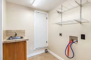 525 Pettit Dr, Newark, TX 76071 - Photo 16