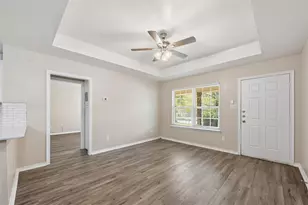 309 Gravel St, Waxahachie, TX 75165 - Photo 8