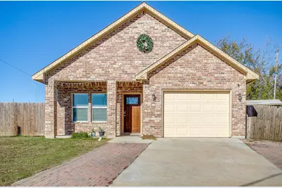 3901 Baylor Street, Fort Worth, TX 76119 - Photo 4