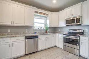 3901 Baylor St, Fort Worth, TX 76119 - Photo 20