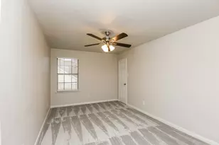 128 Dodge City Ct, Newark, TX 76071 - Photo 12