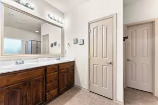 8505 Field Creek Ct, Fort Worth, TX 76134 - Photo 20