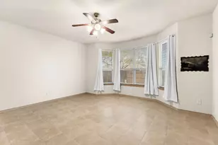 8505 Field Creek Ct, Fort Worth, TX 76134 - Photo 18