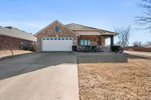 1200 Thicket Dr, Mansfield, TX 76063 - Photo 1