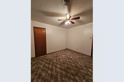 817 N Lacy Drive, Lacy Lakeview, TX 76705 - Photo 16