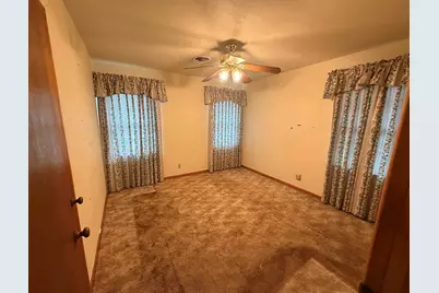 817 N Lacy Drive, Lacy Lakeview, TX 76705 - Photo 18