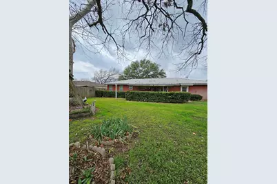 817 N Lacy Drive, Lacy Lakeview, TX 76705 - Photo 24