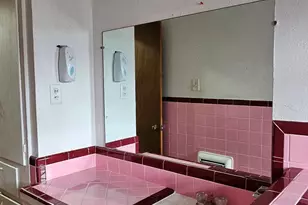 817 N Lacy Dr, Lacy Lakeview, TX 76705 - Photo 14