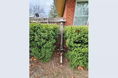 817 N Lacy Drive, Lacy Lakeview, TX 76705 - Photo 26