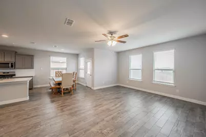 1404 Fremont Trail, Cleburne, TX 76033 - Photo 8