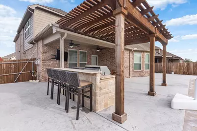 817 Crest Breeze Drive, Fort Worth, TX 76052 - Photo 32