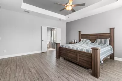 817 Crest Breeze Drive, Fort Worth, TX 76052 - Photo 18