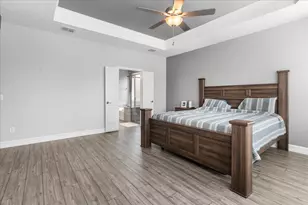 817 Crest Breeze Dr, Fort Worth, TX 76052 - Photo 18