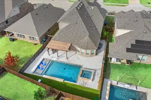 817 Crest Breeze Dr, Fort Worth, TX 76052 - Photo 40