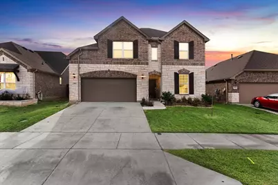 817 Crest Breeze Drive, Fort Worth, TX 76052 - Photo 4