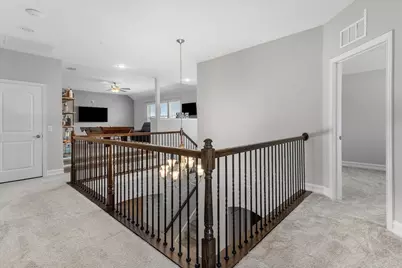 817 Crest Breeze Drive, Fort Worth, TX 76052 - Photo 8