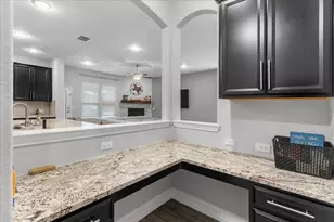 817 Crest Breeze Dr, Fort Worth, TX 76052 - Photo 28