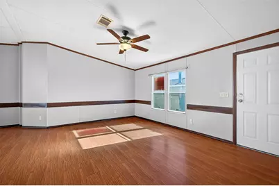 315 Glenwood Street, Gainesville, TX 76240 - Photo 8