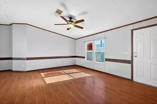 315 Glenwood St, Gainesville, TX 76240 - Photo 8