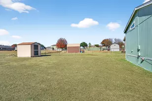 315 Glenwood St, Gainesville, TX 76240 - Photo 30
