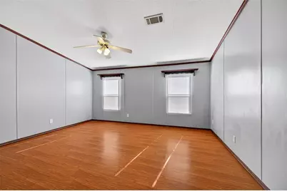 315 Glenwood Street, Gainesville, TX 76240 - Photo 28