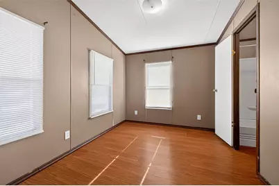 315 Glenwood Street, Gainesville, TX 76240 - Photo 14