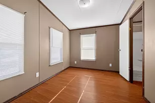 315 Glenwood St, Gainesville, TX 76240 - Photo 14