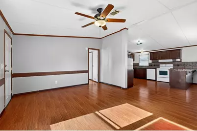 315 Glenwood Street, Gainesville, TX 76240 - Photo 6