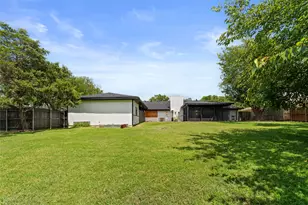 1403 Carriage Ln, Garland, TX 75043 - Photo 18