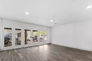 1403 Carriage Ln, Garland, TX 75043 - Photo 8